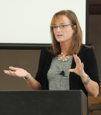 Elizabeth Neuville